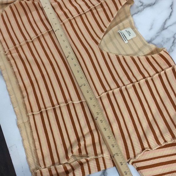 Urban‎ Outfitters Cream Pink Striped Waffle Knit Crop Top Womens Medium Boxy - Picture 6 of 10
